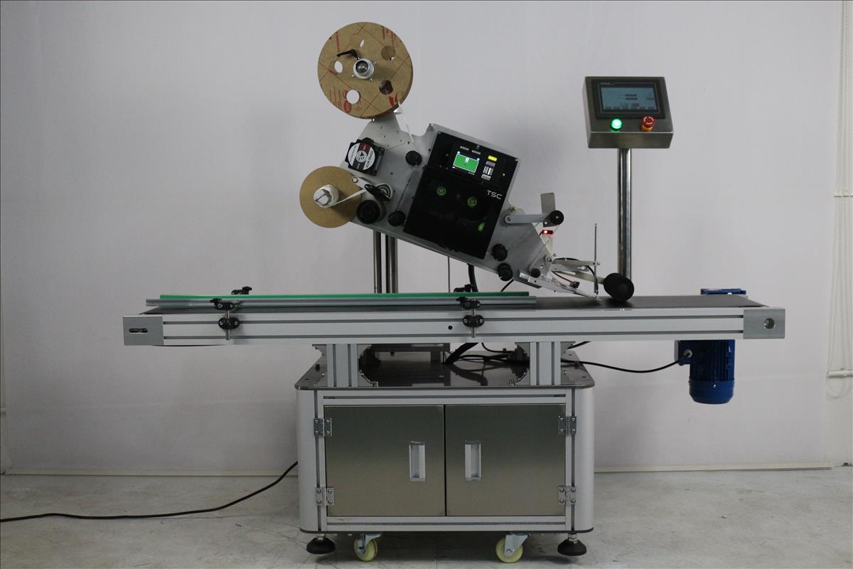 實(shí)時(shí)打印貼標(biāo)機(jī)特性是什么？實(shí)時(shí)打印貼標(biāo)機(jī)優(yōu)點(diǎn)有哪些？